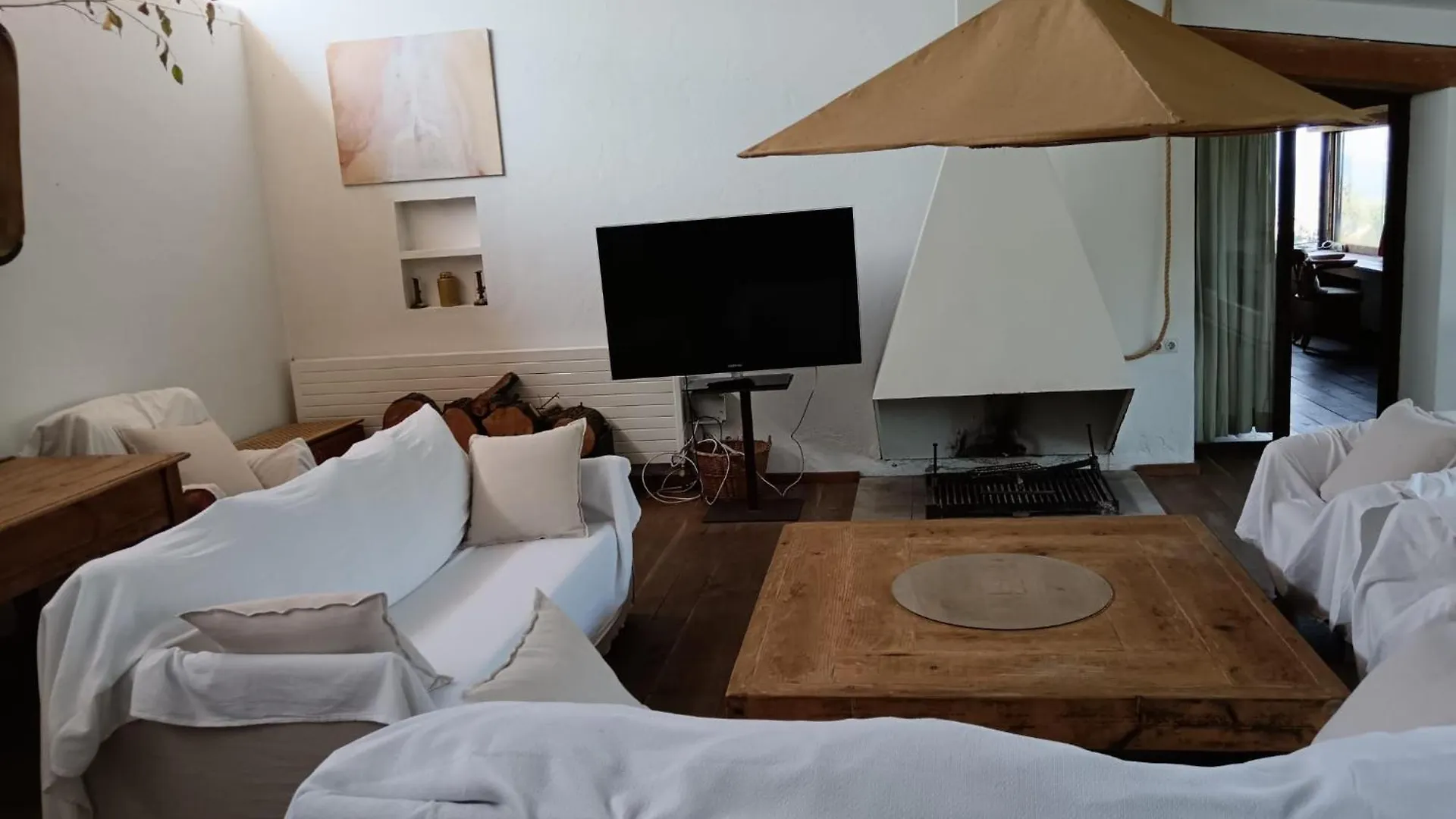 Isla Privada En Cadaques De Ensueno Con 11 Habitaciones Dobles Con Bano Privado Y Piscina Spain